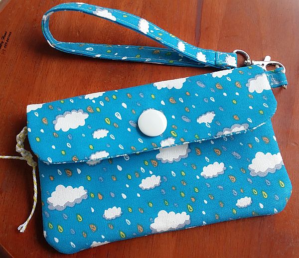 raindrops pouch1